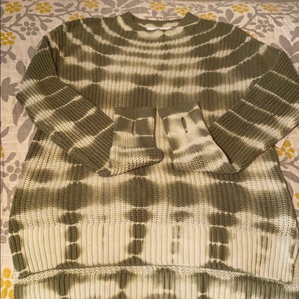 Tie Dye Highlow Sweater